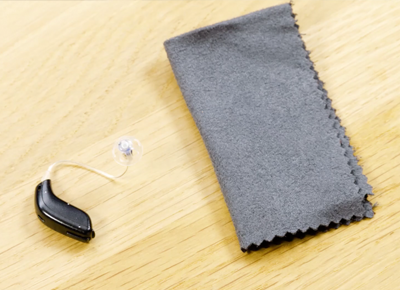 How to clean a hearing aid (RITE)